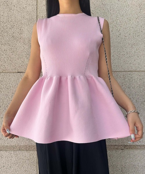 Narcissus（ナルシス）の「【PICCIN】ノースリペプラムニット《動画あり》（タンクトップ・レディース・ピンク・FREE）」の9枚目の写真