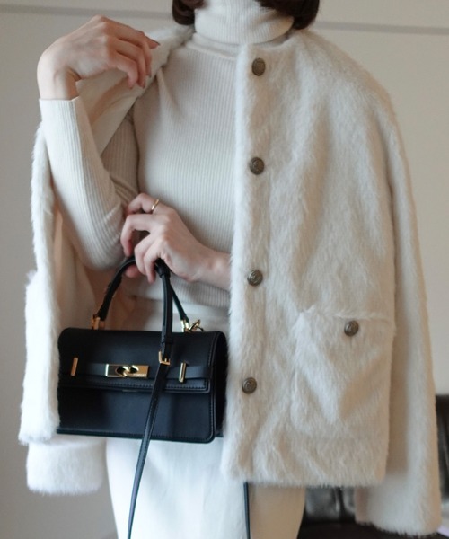 セール】金釦フェイクファーノーカラージャケット（ノーカラー