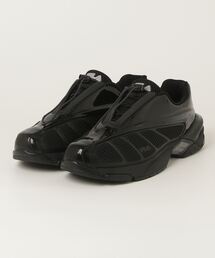 FILA(tB)̃tBFILAREPLICA2002/vJjZbNXYfB[XXj[J[y1RM02752G-001zBlack/Black/Black(Xj[J[)