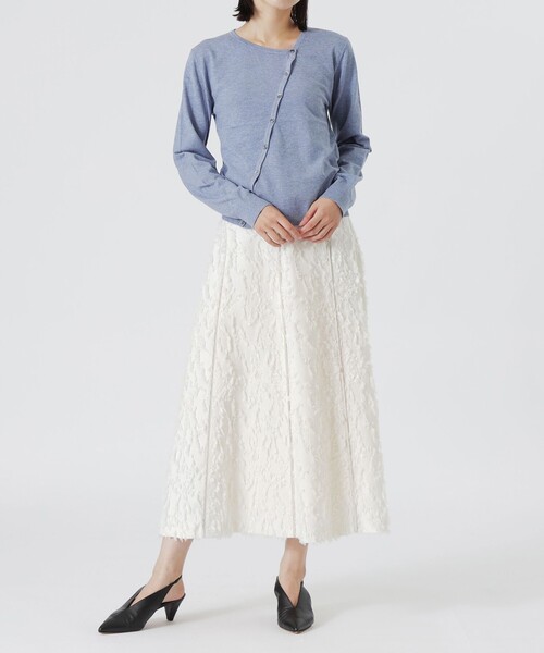 LOVELESS（ラブレス）の「バイアスフロントカーディガン（カーディガン/ボレロ・レディース・ブルー系その他2/グレー系その他/ホワイト系その他/ブラック・36）」の21枚目の写真