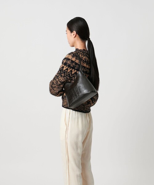 OSOI(オソイ)の「<OSOI>EGG MINI STMP バッグ(ショルダーバッグ・レディース・ダークブラウン・FREE)」の5枚目の写真