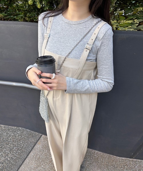 ONEP STAR(ワンピスター)の「Iラインシルエットハイウエストサロペット(サロペット/オーバーオール・レディース・ライトベージュ/ブラック/グレー・MEDIUM)」の8枚目の写真