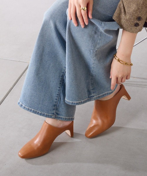 COLLAGE GALLARDAGALANTE(コラージュガリャルダガランテ)の「Mollini/レザーミュールスリッポン(ブーツ・レディース・キャメル・37)」の3枚目の写真