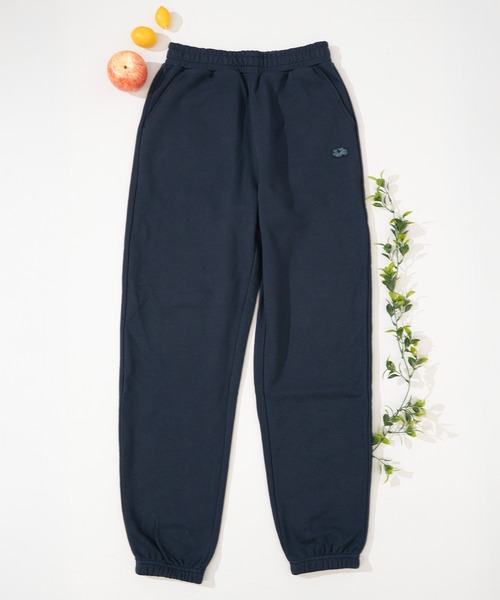 FRUIT OF THE LOOM(フルーツオブザルーム)の「【FRUIT OF THE LOOM】BASIC SWEAT PANT/ フルーツオブザルーム ワンポイントロゴ スウェットパンツ(スウェットパンツ・メンズ・ネイビー/ブラック/杢グレー/アイボリー・M/L/XL/S)」の4枚目の写真