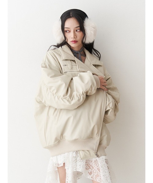 jouetie(ジュエティ)の「フェイクレザーライダースMA-1ジャケット(MA-1・レディース・ブラック/アイボリー・MEDIUM)」の13枚目の写真