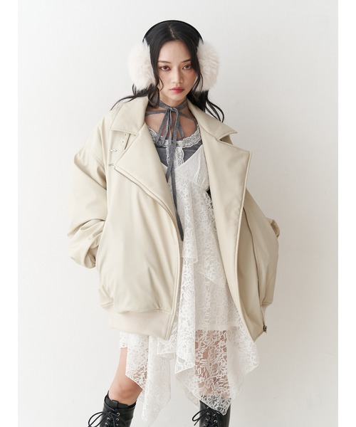 jouetie(ジュエティ)の「フェイクレザーライダースMA-1ジャケット(MA-1・レディース・ブラック/アイボリー・MEDIUM)」の14枚目の写真