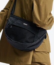 AIGLE | 撥水 三日月型 ハーフムーンバッグ ミニショルダーバッグ RP(ショルダーバッグ)