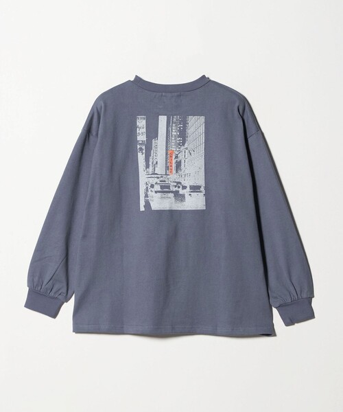 UNIVERSAL OVERALL（ユニバーサルオーバーオール）の「＜UNIVERSAL OVERALL＞フォトプリント プルオーバー / キッズ  140cm-160cm（Tシャツ/カットソー・キッズ・ホワイト/ブラック/ネイビー・M(140-150cm)/L(160cm)）」の3枚目の写真