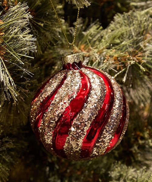 niko and...(ニコアンド)の「【2025Xmas】ガラスボールオーナメント/直径8㎝ 1(インテリア雑貨・レディース・レモンイエロー/マジェンタ/ワイン/その他6/クリアブルー/スカイブルー/クリアイエロー/ライトイエロー/ローズ/その他7/その他4/その他2/マルーン/その他5/その他1/イエロー系その他/クリアレッド/ホワイト/チェリーレッド/バーガンディー/レッド/エンジ/その他3・0)」の15枚目の写真