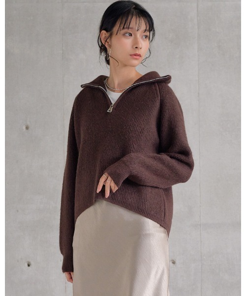 attiree(アティレー)の「ハーフジップニット(ニット/セーター・レディース・ベージュ/ブラウン/アイボリー/チャコールグレー/グレー・FREE)」の19枚目の写真