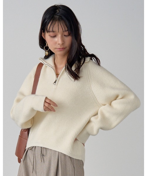 attiree(アティレー)の「ハーフジップニット(ニット/セーター・レディース・ベージュ/ブラウン/アイボリー/チャコールグレー/グレー・FREE)」の7枚目の写真