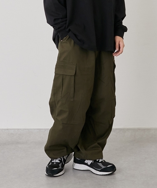 GLAZOS(グラソス)の「コットンツイル・ワイドカーゴパンツ(その他パンツ・キッズ・ダークブルー/ブラック/カーキ・150cm/160cm/180cm/170cm)」の2枚目の写真
