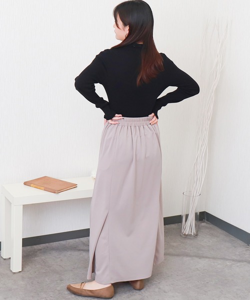 libelle more（リベル モア）の「【洗濯機で洗える】フリルネックリブニットプルオーバー（ニット/セーター・レディース・ベージュ/イエロー/レッド/オフホワイト/ブラック・M/L）」の10枚目の写真