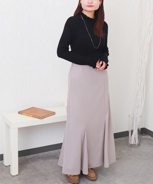 libelle more（リベル モア）の「【洗濯機で洗える】フリルネックリブニットプルオーバー（ニット/セーター・レディース・ベージュ/イエロー/レッド/オフホワイト/ブラック・M/L）」の13枚目の写真