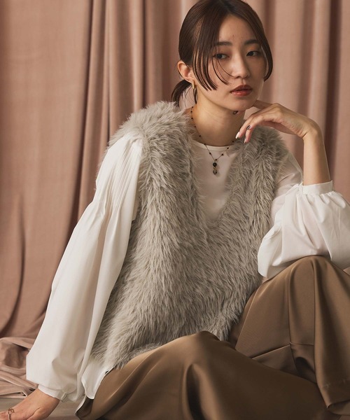 セール】VネックシャギーベストSET（ニット/セーター）｜Gready