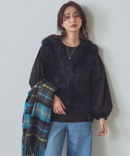 Gready Brilliant(グレディブリリアン)の「VネックシャギーベストSET(ニット/セーター・レディース・ブラック×ブラック/グレー×ホワイト・FREE)」の18枚目の写真