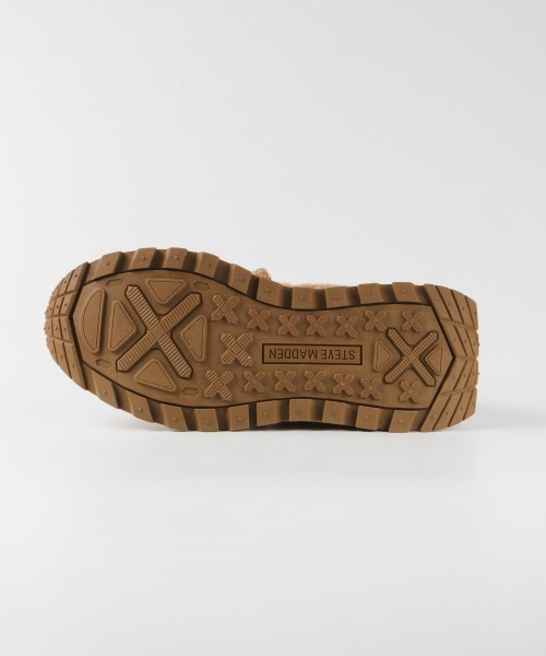 STEVE MADDEN(スティーブマデン)の「【先着でクマチャームノベルティ付き】スエードファー厚底スニーカー/S.MADDEN SUPERCAMPO-F(スニーカー・レディース・ベージュ系その他/アイボリー・22.5cm/23.0cm/23.5cm/23.5-24/24.0cm/24.5cm)」の15枚目の写真