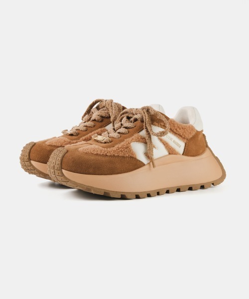 STEVE MADDEN(スティーブマデン)の「【先着でクマチャームノベルティ付き】スエードファー厚底スニーカー/S.MADDEN SUPERCAMPO-F(スニーカー・レディース・ベージュ系その他/アイボリー・22.5cm/23.0cm/23.5cm/23.5-24/24.0cm/24.5cm)」の17枚目の写真