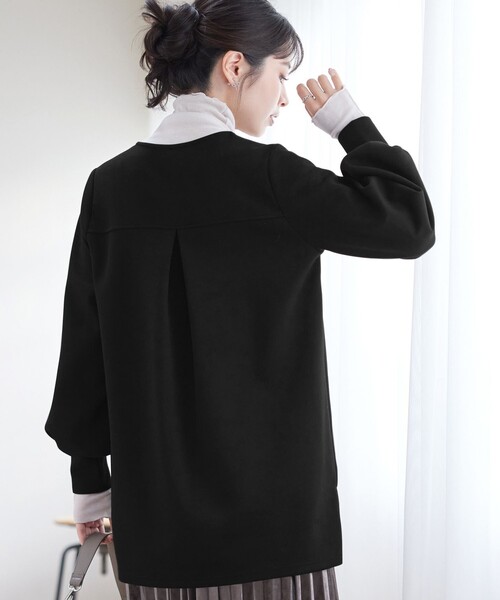 Tiaclasse(ティアクラッセ)の「ボンディングパフスリーブチュニック(Tシャツ/カットソー・レディース・モカ/チャコールグレー/ブラック/ホワイト系・XL/XXL)」の18枚目の写真