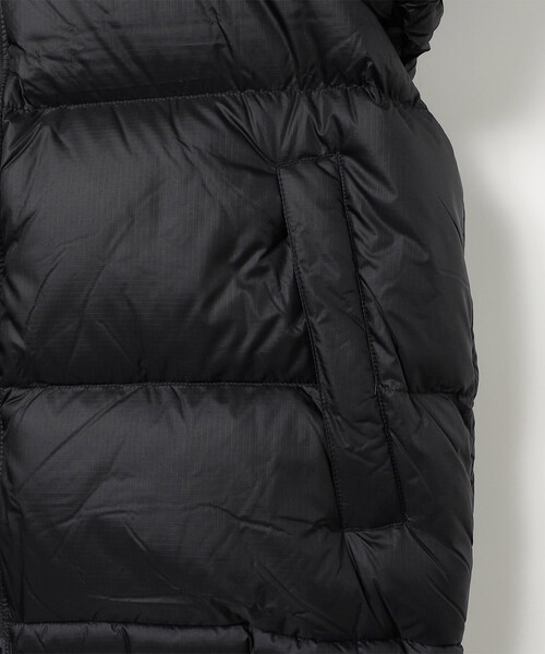 THE NORTH FACE(ザノースフェイス)の「THE NORTH FACE/ザ・ノース・フェイス Nuptse Jacket / ND92555 / ヌプシジャケット(ダウンジャケット/コート・メンズ・グレー/ブラック・MEDIUM/LARGE/X-LARGE/XX-LARGE)」の10枚目の写真