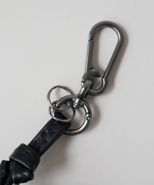 Sowel.（ソエル）の「【 Sowel. / ソエル 】 リング付き ベーシック メタル カラビナ キーホルダー #（キーホルダー・レディース・ブラック/シルバー・FREE）」の4枚目の写真