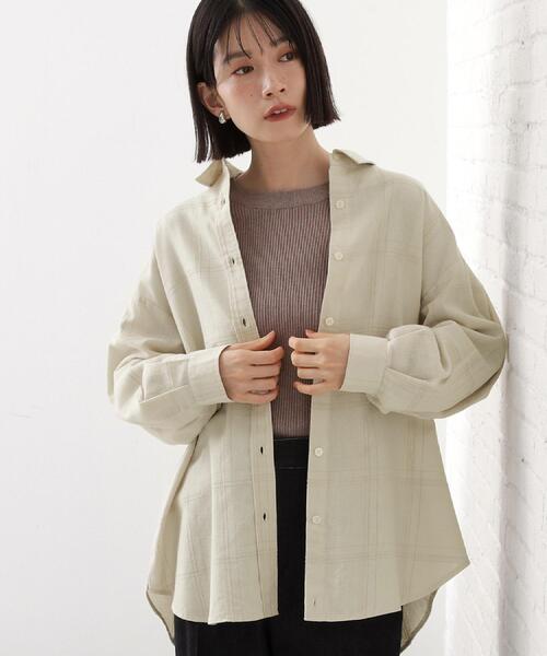 THE SHOP TK (ザ ショップ ティーケー )の「インしてる風にも着られるチェックシャツ(シャツ/ブラウス・レディース・ブラック系その他2/アイボリー系1・12/13)」の2枚目の写真
