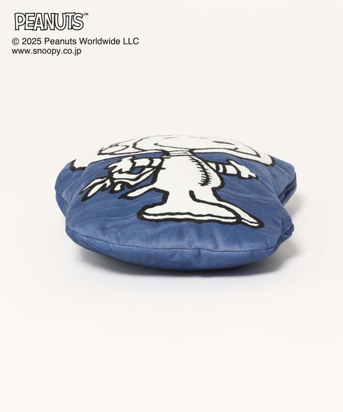 GLOBAL WORK(グローバルワーク)の「PEANUTS/クッションブランケット/593176(クッション/クッションカバー・レディース・ブルー/マスタード・FREE)」の17枚目の写真