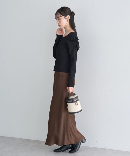 earth music&ecology(アースミュージックアンドエコロジー)の「レイヤード風ギャザーショルダーリブニット(ニット/セーター・レディース・アイボリー/ブラック/ブラウン・FREE)」の18枚目の写真