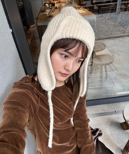 CIAOPANIC TYPY（チャオパニックティピー）の「耳付きあったかニット帽（ニットキャップ/ビーニー・レディース・グレー/オフホワイト/ブラック/ブラウン・ONE SIZE）」の2枚目の写真