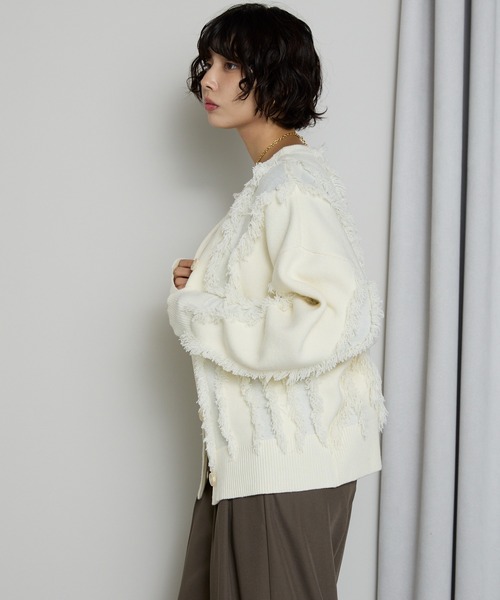 SOTT(ソット)の「Fringe 2way Cardigan / フリンジ2WAYカーディガン(カーディガン/ボレロ・レディース・アイボリー/ブラック・FREE)」の8枚目の写真