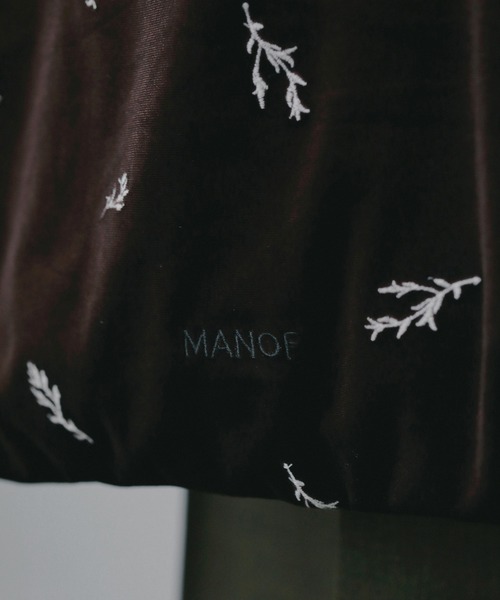 MANOF（マノフ）の「VELOUR EMBROIDERY TOTE BAG（トートバッグ・レディース・ブルー/ブラウン・FREE）」の6枚目の写真