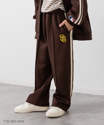 chil2（チルツー）の「〈MLB〉ロゴ ドライスウェットワイドパンツ（スウェットパンツ）」