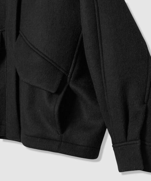 allureville（アルアバイル）の「ウールモッサステンカラーブルゾン（ブルゾン・レディース・ブラック/モカ・2）」の11枚目の写真