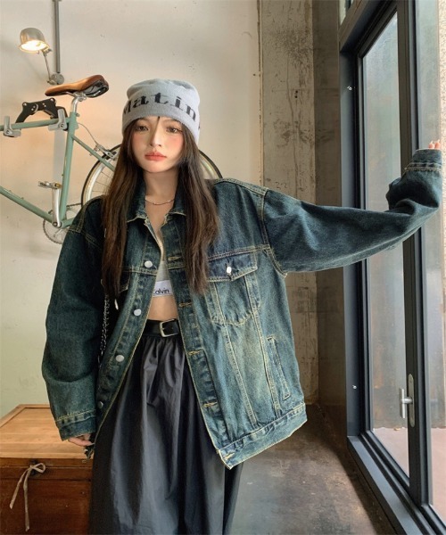 Ritzy(リッツィー)の「ヴィンテージ調のダークデニムジャケット(デニムジャケット・レディース・ブルー・M/L)」の8枚目の写真