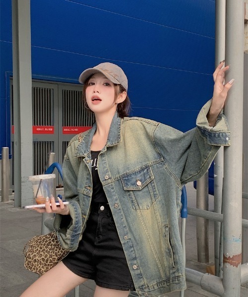 Ritzy(リッツィー)の「ヴィンテージ調のダークデニムジャケット(デニムジャケット・レディース・ブルー・M/L)」の15枚目の写真