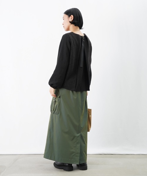 LUCA/LADY LUCK LUCA(ルカ/レディラックルカ)の「LC/LLL バックテープ付ニットソー(Tシャツ/カットソー・レディース・オフホワイト/チャコールグレー・FREE)」の3枚目の写真