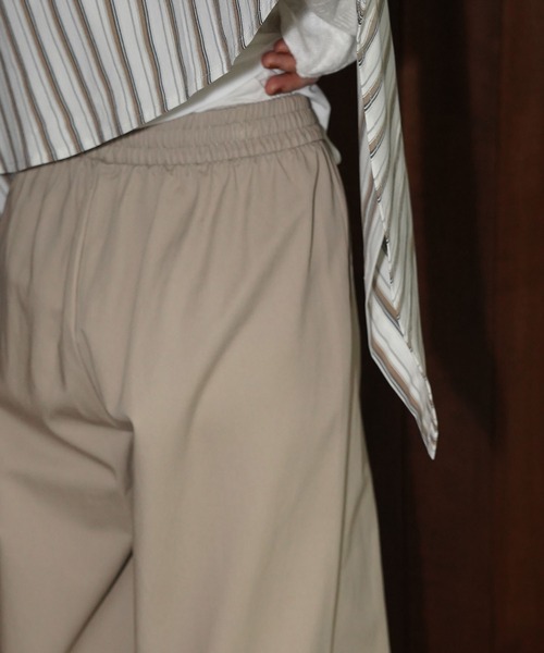 chuclla（チュクラ）の「タックボリュームイージーパンツ chw25a125（スラックス・レディース・ホワイト/ベージュ・M/S）」の8枚目の写真