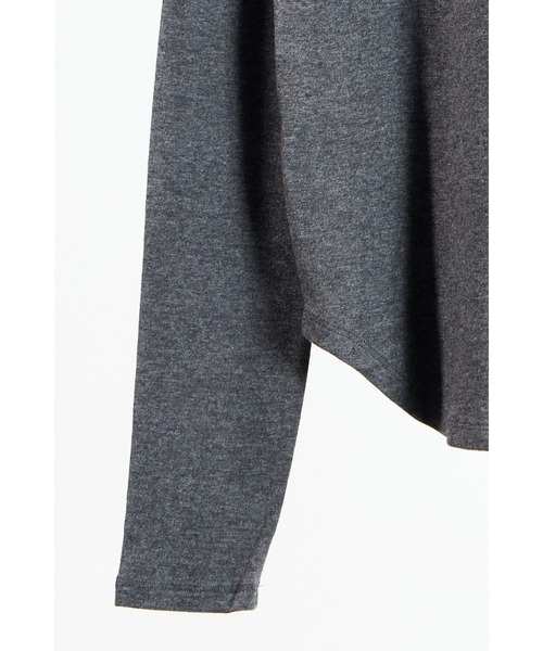 YENN(イエン)の「【 YENN / イエン 】HENRY NECK LONG TEE / ヘンリーネックロングスリーブTシャツ(Tシャツ/カットソー・レディース・チャコール/ベージュ・FREE)」の14枚目の写真