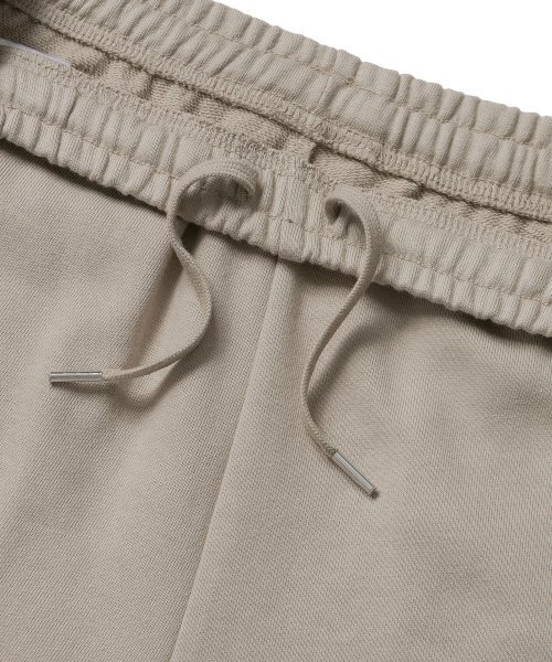 MUSINSA STANDARD WOMAN（ムシンサスタンダードウーマン）の「ウィメンズリラックスドラウンジスウェットパンツ[グレイッシュベージュ]（スウェットパンツ・レディース・その他・SMALL/MEDIUM/LARGE/X-SMALL）」の4枚目の写真