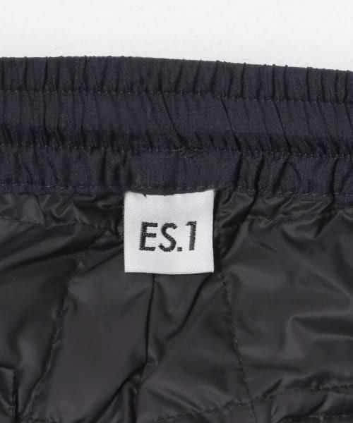 ES.1(エスアイ)の「ES.1 Light Down Pants(その他パンツ・メンズ・ブラック/ネイビー・LARGE/MEDIUM)」の12枚目の写真