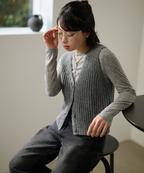 LAULEN(ローレン)の「cotton blend low gauge knit vest /コットンブレンドローゲージニットベスト(ベスト・レディース・ネイビー/グレー/アイボリー・FREE)」の16枚目の写真