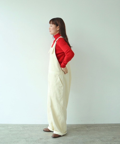 PAR ICI(パーリッシィ)の「【WEB限定】9Wコーデュロイ オーバーオール(サロペット/オーバーオール・レディース・アイボリー/ブラック・FREE)」の4枚目の写真