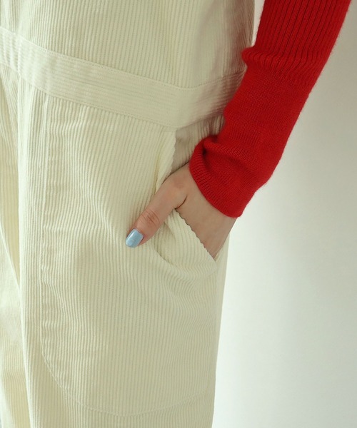 PAR ICI(パーリッシィ)の「【WEB限定】9Wコーデュロイ オーバーオール(サロペット/オーバーオール・レディース・アイボリー/ブラック・FREE)」の8枚目の写真