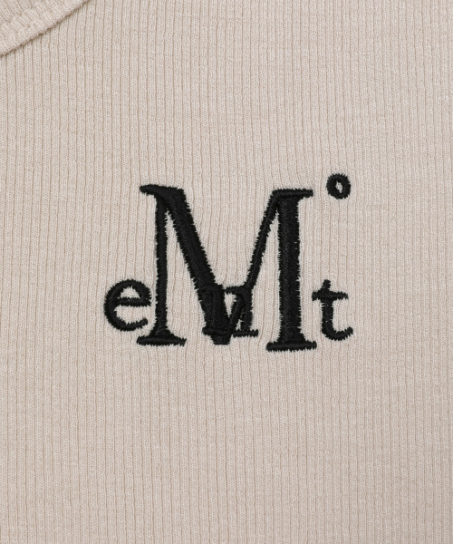 MUCENT(ムセント)の「フォンテサスリムフィットVネックリブTシャツ(5カラー)(Tシャツ/カットソー・レディース・ブラック/チャコールグレー/ホワイト/グレー/Beige・FREE)」の19枚目の写真