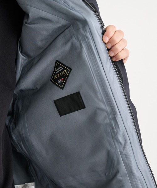 White Mountaineering / ホワイトマウンテニアリング】GORE-TEX