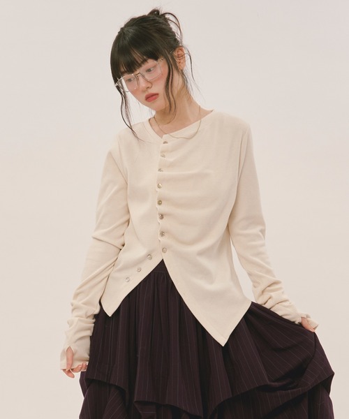 loin nuit(ロワンニュイ)の「asymmetry tuck tops / アシンメトリータックトップス(Tシャツ/カットソー・レディース・ピンク/アイボリー・FREE)」の15枚目の写真