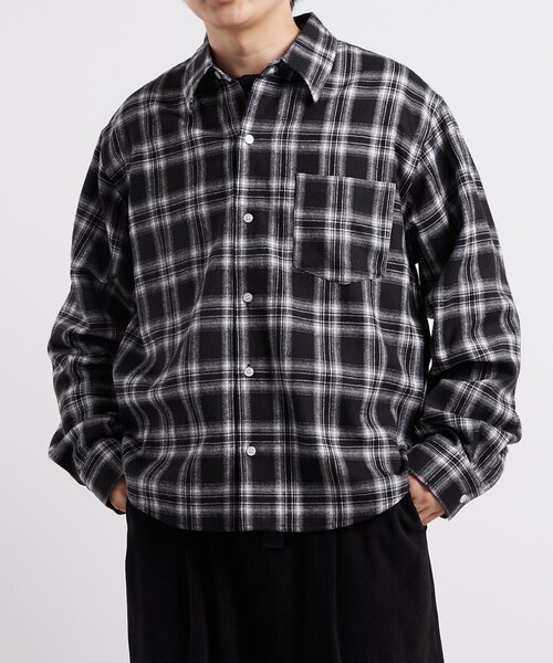 WHO'S WHO gallery(フーズフーギャラリー)の「【WEB限定】KOOKY'Nネルチェックシャツ(シャツ/ブラウス・メンズ・ブラック/ネイビー・MEDIUM/LARGE)」の3枚目の写真
