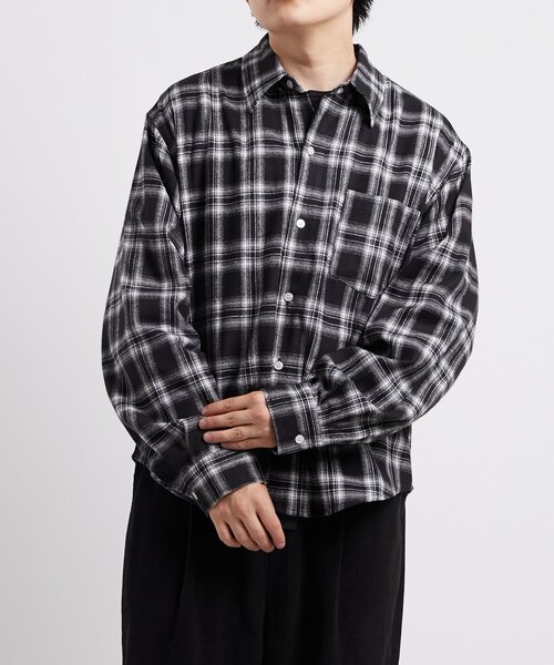 WHO'S WHO gallery(フーズフーギャラリー)の「【WEB限定】KOOKY'Nネルチェックシャツ(シャツ/ブラウス・メンズ・ブラック/ネイビー・MEDIUM/LARGE)」の8枚目の写真