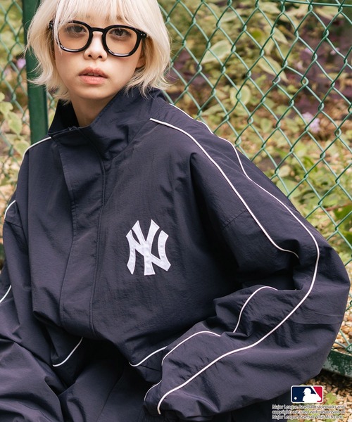 MLB（メジャーリーグベースボール）の「【MLB/メジャーリーグベースボール】パイピングナイロンジャケット（ナイロンジャケット・メンズ・ブラウン/ネイビー/グレー・MEDIUM/X-LARGE/LARGE）」の4枚目の写真