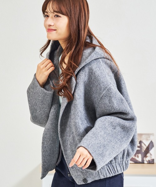MISCH MASCH(ミッシュマッシュ)の「ZOZO限定 フードボリュームショートコート(その他アウター・レディース・アイボリー/グレー・フリ-)」の16枚目の写真